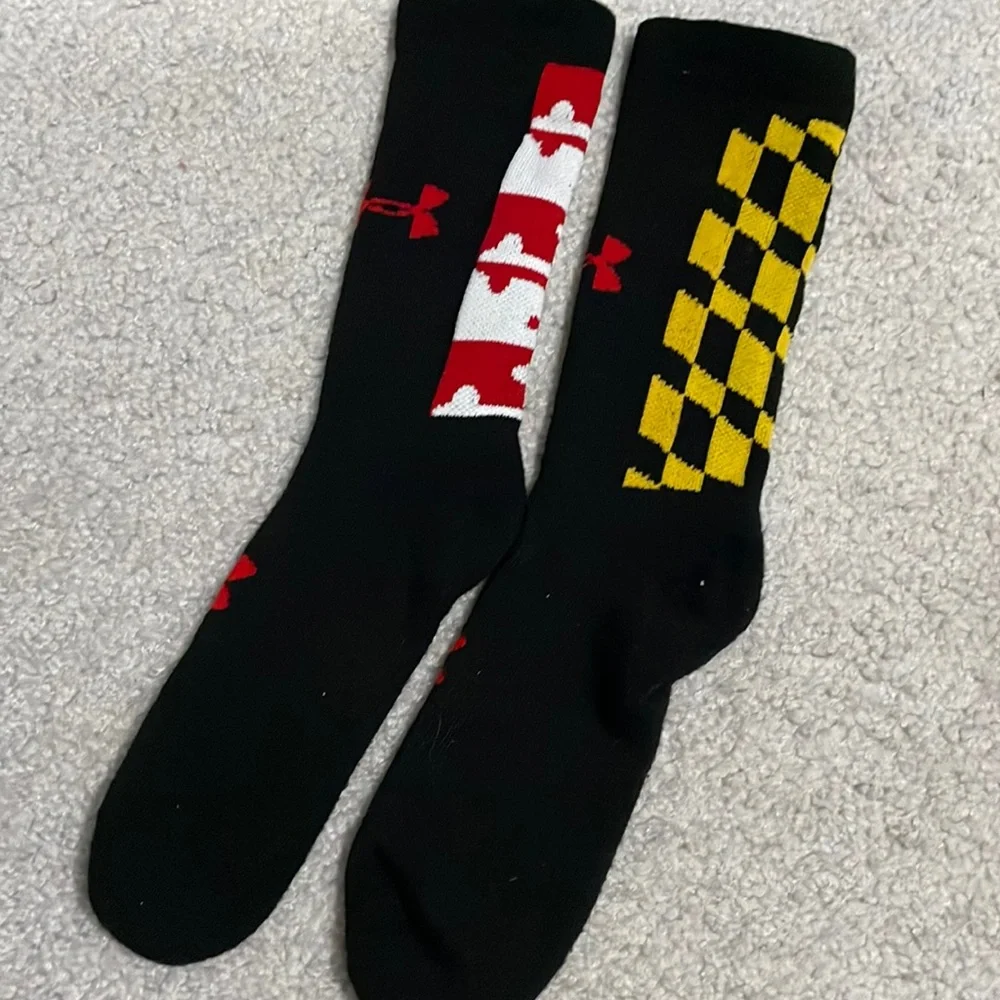 Under Armour socks - Boys Large - Picture 1 of 1